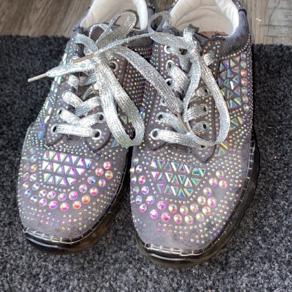 Women’s Rhinestone Shoes - Picture 3 of 5